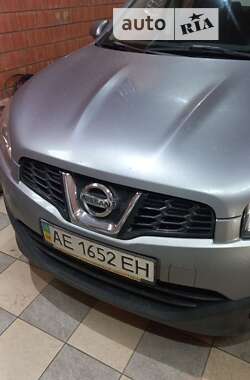 Внедорожник / Кроссовер Nissan Qashqai 2010 в 