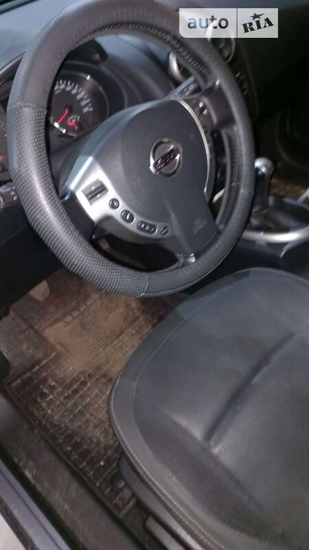 Внедорожник / Кроссовер Nissan Qashqai 2010 в Кривом Роге
