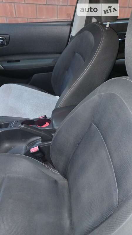 Внедорожник / Кроссовер Nissan Qashqai 2010 в Кривом Роге