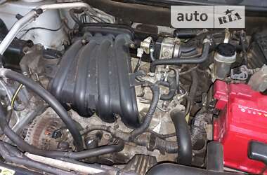 Внедорожник / Кроссовер Nissan Qashqai 2010 в 