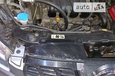 Внедорожник / Кроссовер Nissan Qashqai 2010 в 