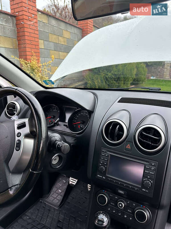 Внедорожник / Кроссовер Nissan Qashqai 2013 в Тернополе