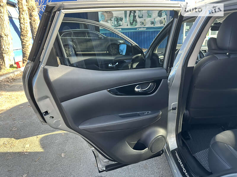 Внедорожник / Кроссовер Nissan Qashqai 2020 в Киеве