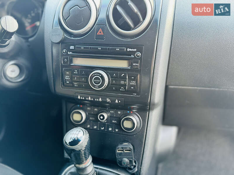 Позашляховик / Кросовер Nissan Qashqai 2007 в Сокирянах