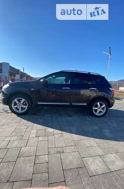 Внедорожник / Кроссовер Nissan Qashqai 2011 в Хусте