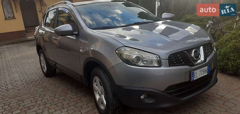 Внедорожник / Кроссовер Nissan Qashqai 2012 в Самборе