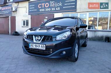 Внедорожник / Кроссовер Nissan Qashqai 2011 в Днепре