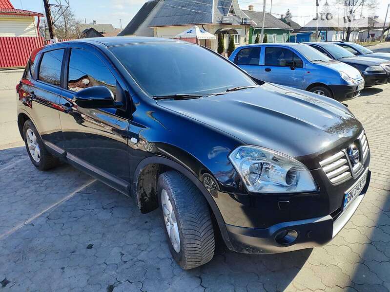 Позашляховик / Кросовер Nissan Qashqai 2009 в Рівному