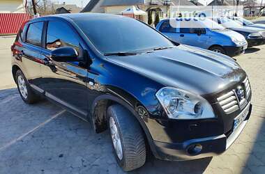 Внедорожник / Кроссовер Nissan Qashqai 2009 в 