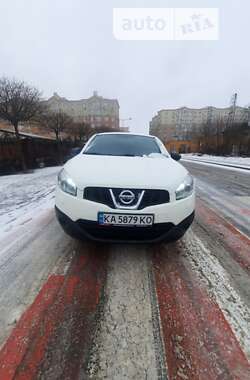Внедорожник / Кроссовер Nissan Qashqai 2013 в Киеве