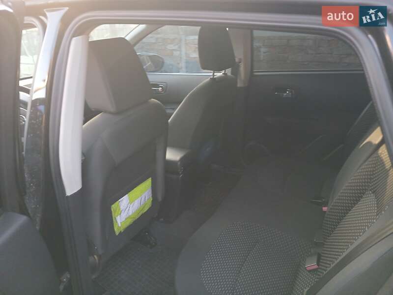 Внедорожник / Кроссовер Nissan Qashqai 2008 в Дубно фото 5 Внедорожник / Кроссовер Nissan Qashqai 2008 в Дубно