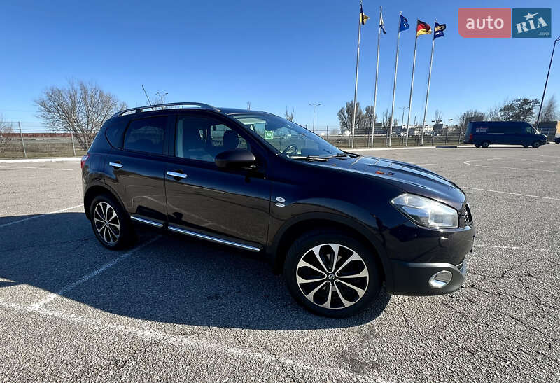 Внедорожник / Кроссовер Nissan Qashqai 2010 в Днепре
