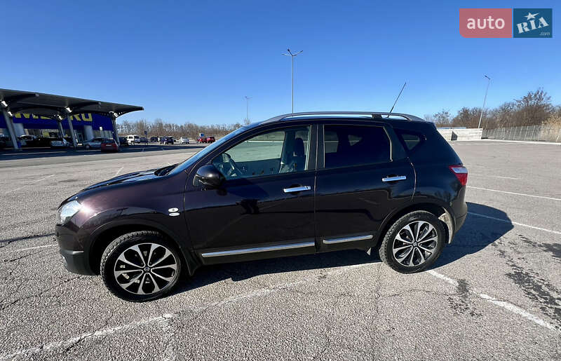 Внедорожник / Кроссовер Nissan Qashqai 2010 в Днепре