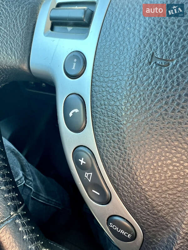 Внедорожник / Кроссовер Nissan Qashqai 2010 в Днепре