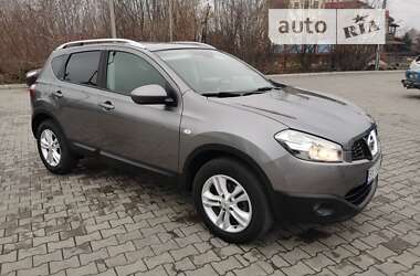 Внедорожник / Кроссовер Nissan Qashqai 2013 в Хмельницком