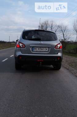 Позашляховик / Кросовер Nissan Qashqai 2010 в Стрию