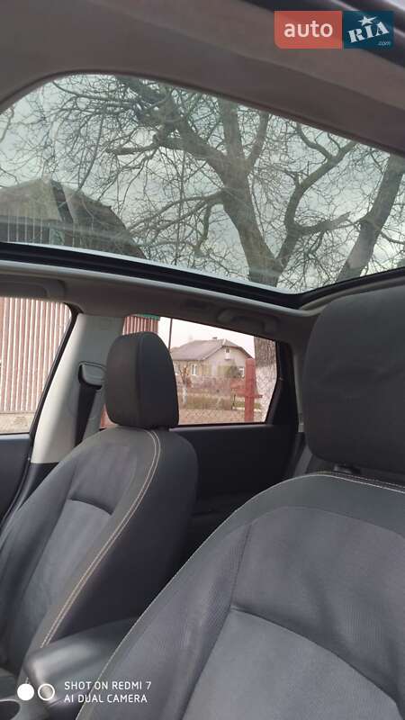 Позашляховик / Кросовер Nissan Qashqai 2010 в Стрию