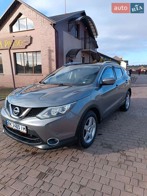 Позашляховик / Кросовер Nissan Qashqai 2014 в Сарнах