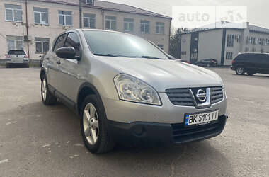 Внедорожник / Кроссовер Nissan Qashqai 2009 в Березному