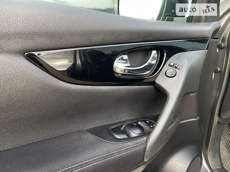 Позашляховик / Кросовер Nissan Qashqai 2017 в Києві фото 14 Позашляховик / Кросовер Nissan Qashqai 2017 в Києві