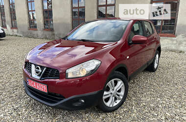 Внедорожник / Кроссовер Nissan Qashqai 2013 в Долине