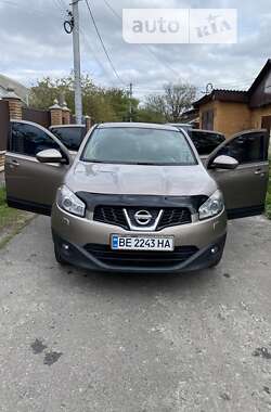 Позашляховик / Кросовер Nissan Qashqai 2012 в Києві