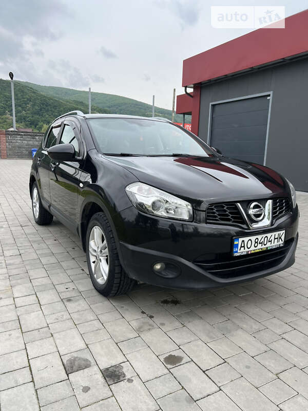 Внедорожник / Кроссовер Nissan Qashqai 2011 в Виноградове