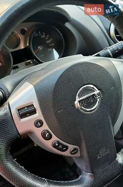 Внедорожник / Кроссовер Nissan Qashqai 2007 в 