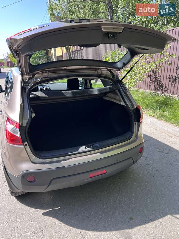 Внедорожник / Кроссовер Nissan Qashqai 2012 в Броварах