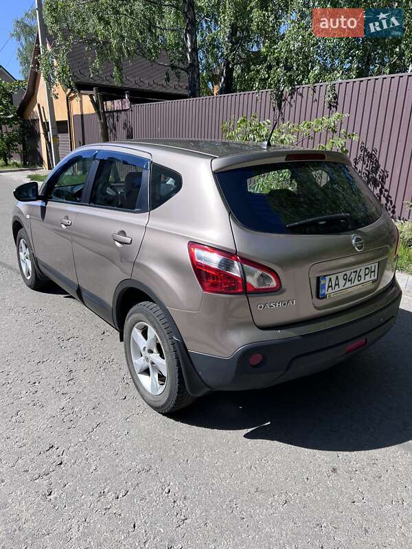 Внедорожник / Кроссовер Nissan Qashqai 2012 в Броварах