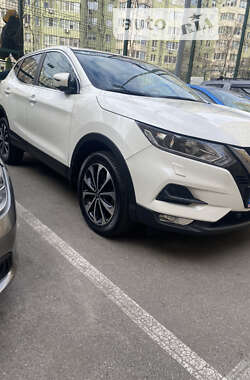 Внедорожник / Кроссовер Nissan Qashqai 2020 в Софиевской Борщаговке