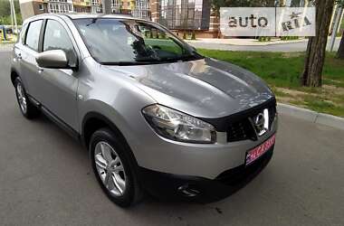 Позашляховик / Кросовер Nissan Qashqai 2011 в Чернігові