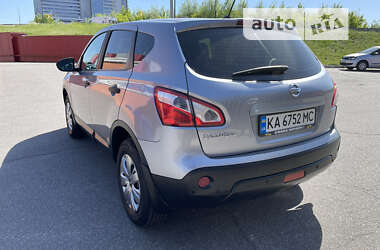 Позашляховик / Кросовер Nissan Qashqai 2013 в Черкасах