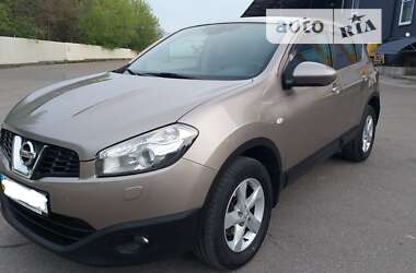 Позашляховик / Кросовер Nissan Qashqai 2012 в Чернігові