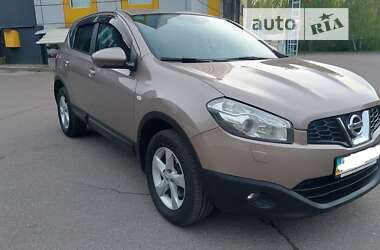 Позашляховик / Кросовер Nissan Qashqai 2012 в Чернігові