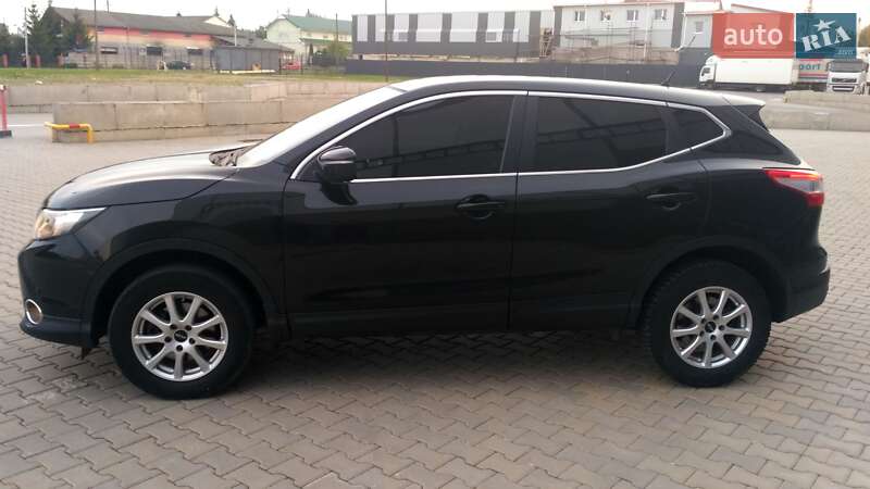 Внедорожник / Кроссовер Nissan Qashqai 2014 в Ивано-Франковске