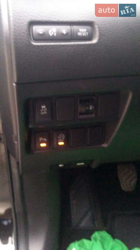 Внедорожник / Кроссовер Nissan Qashqai 2014 в Ивано-Франковске