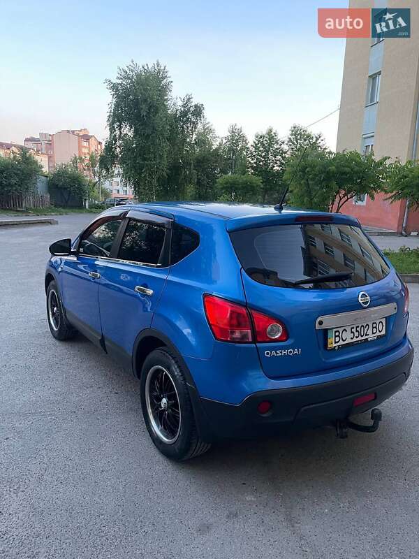 Позашляховик / Кросовер Nissan Qashqai 2008 в Львові