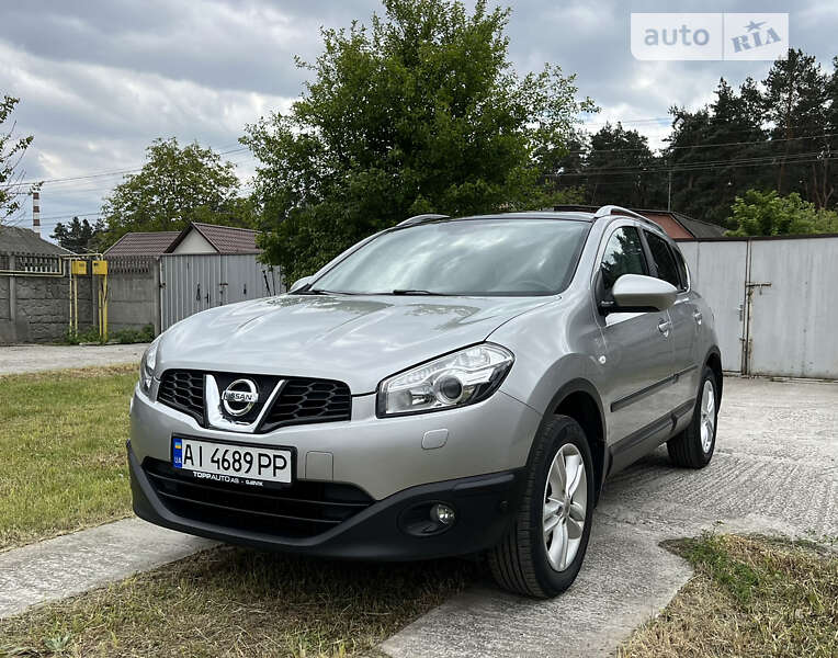 Позашляховик / Кросовер Nissan Qashqai 2010 в Києві