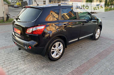 Внедорожник / Кроссовер Nissan Qashqai 2010 в Ивано-Франковске