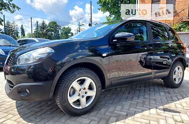 Внедорожник / Кроссовер Nissan Qashqai 2010 в Сумах