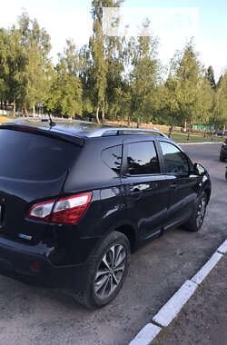 Внедорожник / Кроссовер Nissan Qashqai 2012 в Овруче