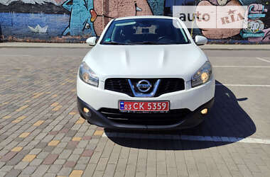 Позашляховик / Кросовер Nissan Qashqai 2010 в Луцьку