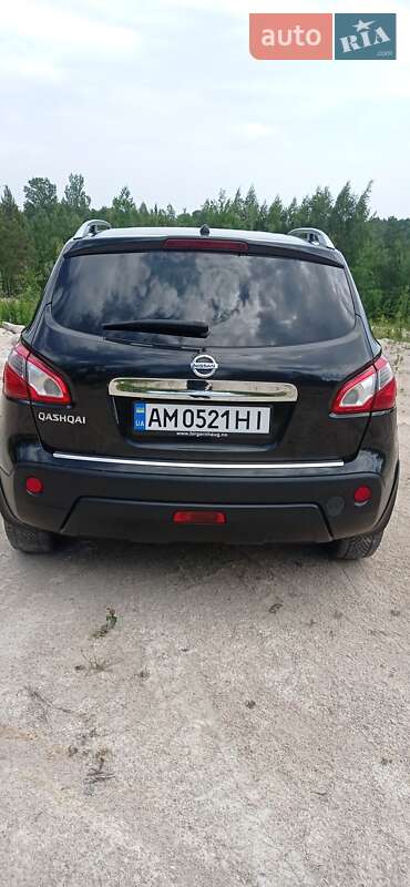 Позашляховик / Кросовер Nissan Qashqai 2012 в Олевську