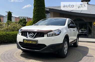 Позашляховик / Кросовер Nissan Qashqai 2012 в Львові