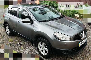 Позашляховик / Кросовер Nissan Qashqai 2011 в Києві