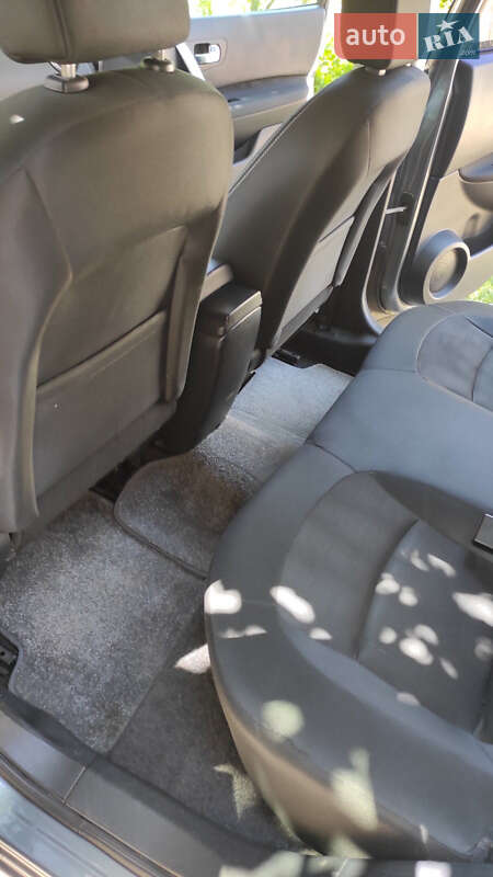 Позашляховик / Кросовер Nissan Qashqai 2012 в Борисполі