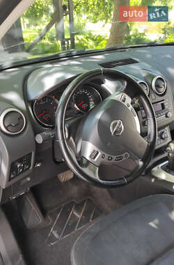 Внедорожник / Кроссовер Nissan Qashqai 2012 в 