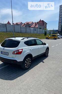 Внедорожник / Кроссовер Nissan Qashqai 2013 в Тернополе