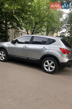 Внедорожник / Кроссовер Nissan Qashqai 2008 в 